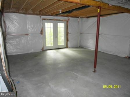 1860 Spohrs Road Berkeley Springs, WV 25411 - Photo 13 of 25 Basement