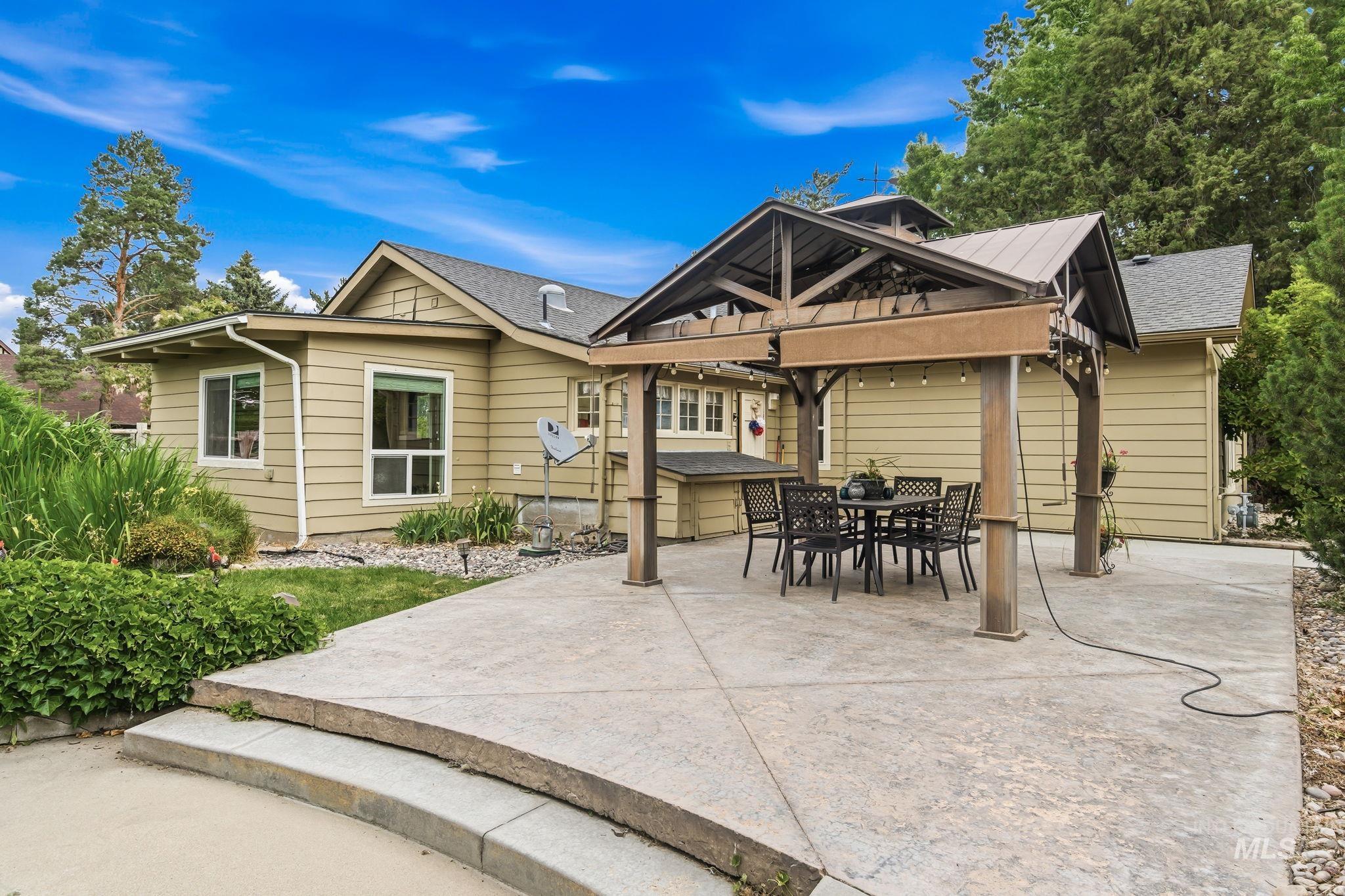 1621 Artesian Road Eagle, ID 83616 - Photo 35 of 50