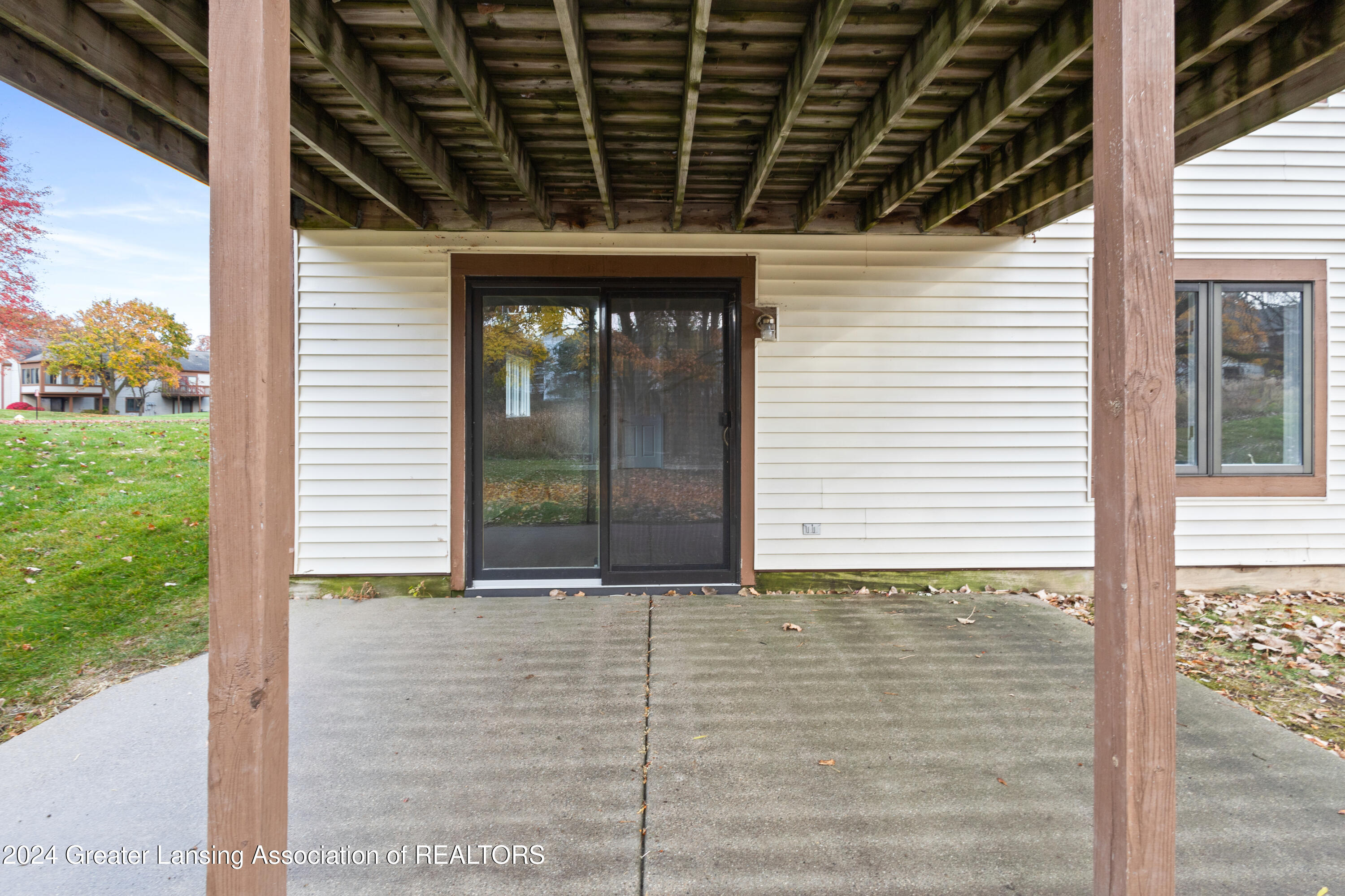 6727 Spring Tree Lane Lansing, MI 48917 - Photo 46 of 50 IMG_8005