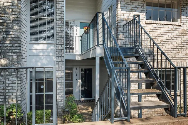 a picture of floor plan