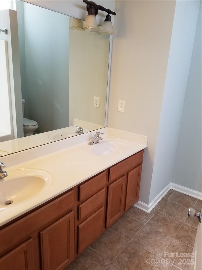 1105 Kurt Court Charlotte, NC 28209 - Photo 13 of 18