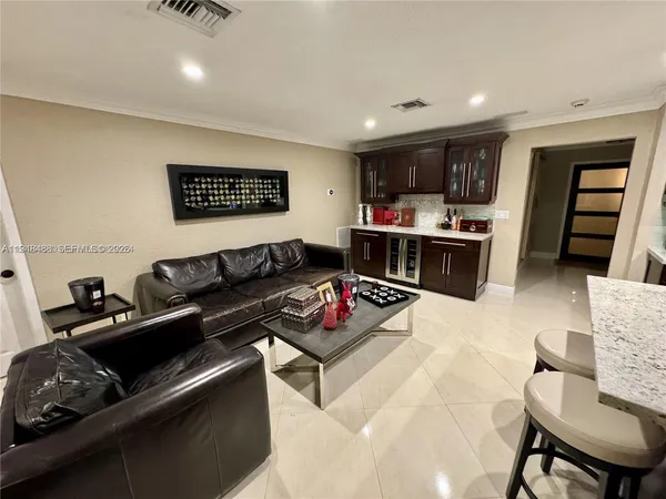 $5,500 | Miami Lakes, Miami Lakes, FL 33016