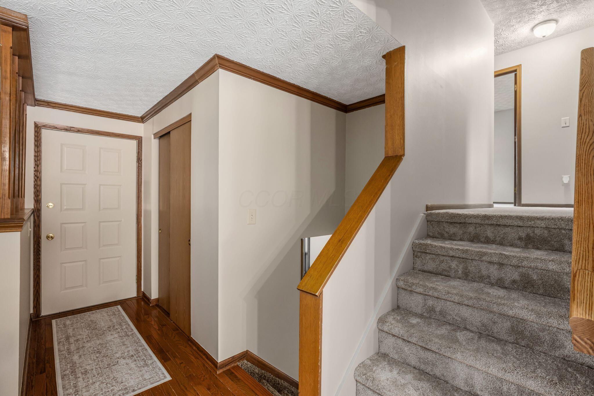 9625 Warner Road Plain City, OH 43064 - Photo 6 of 94