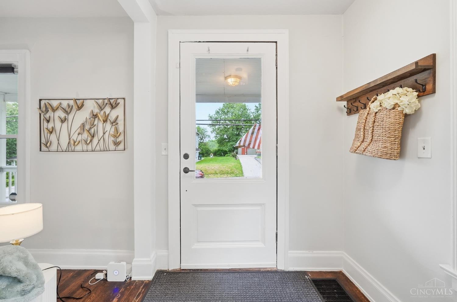 6116 Roe Street Cincinnati, OH 45227 - Photo 4 of 58 Gallery Image 4