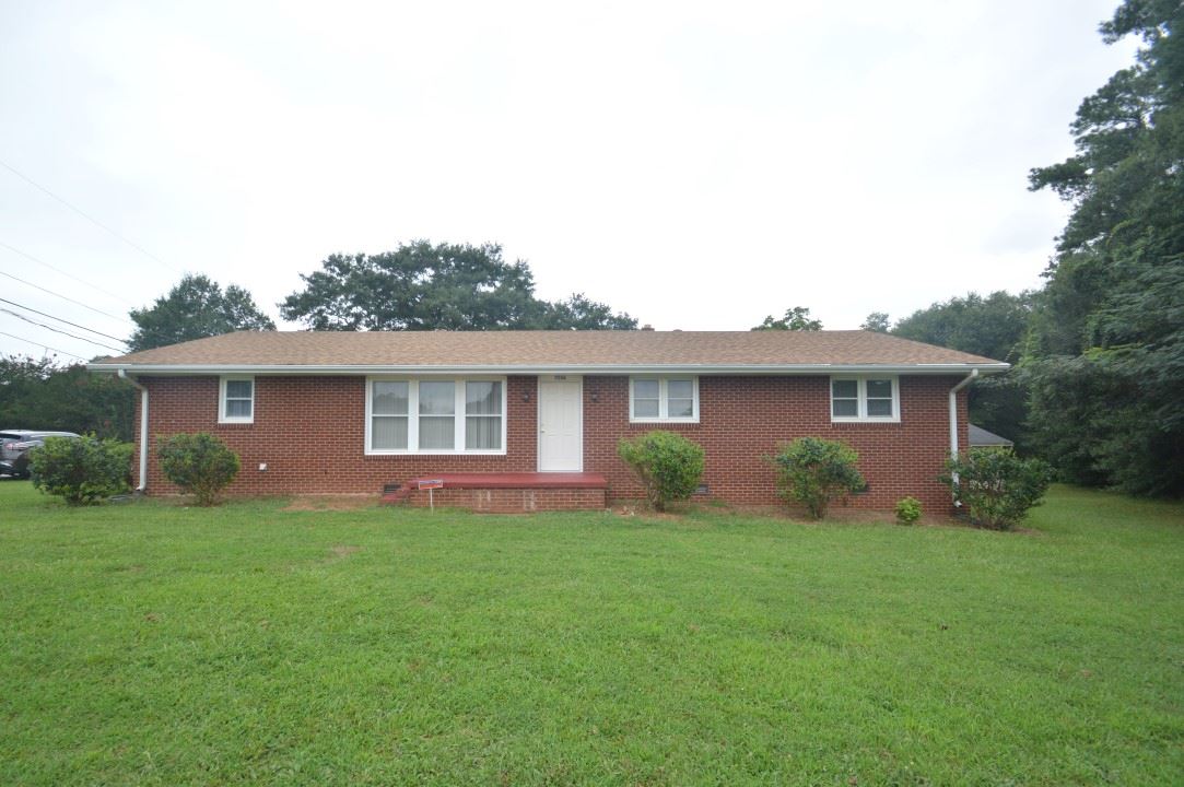 9206 Fairforest Road Spartanburg, SC 29301 - Photo 1 of 25