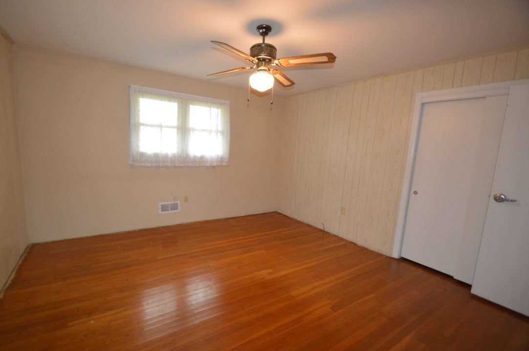 9206 Fairforest Road Spartanburg, SC 29301 - Photo 15 of 25