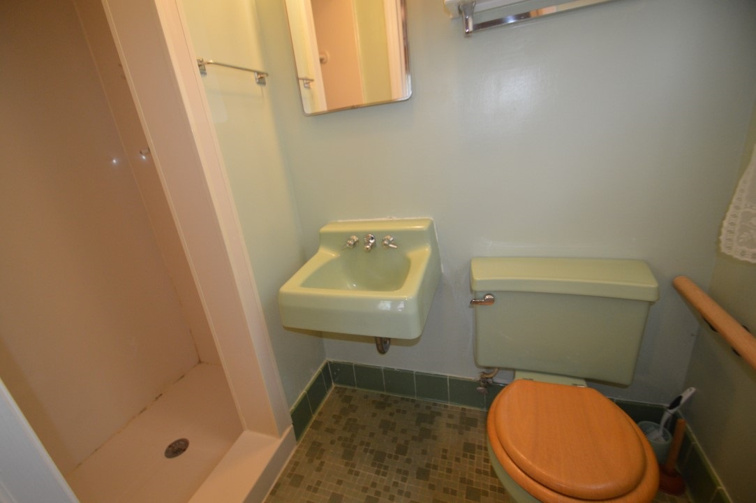 9206 Fairforest Road Spartanburg, SC 29301 - Photo 16 of 25