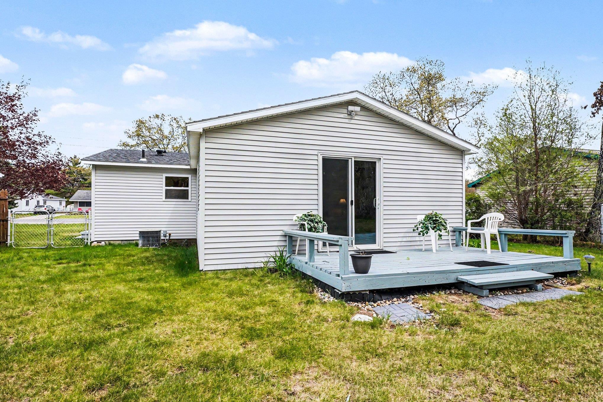 5603 Cedar Lake Road Oscoda, MI 48750 - Photo 21 of 25