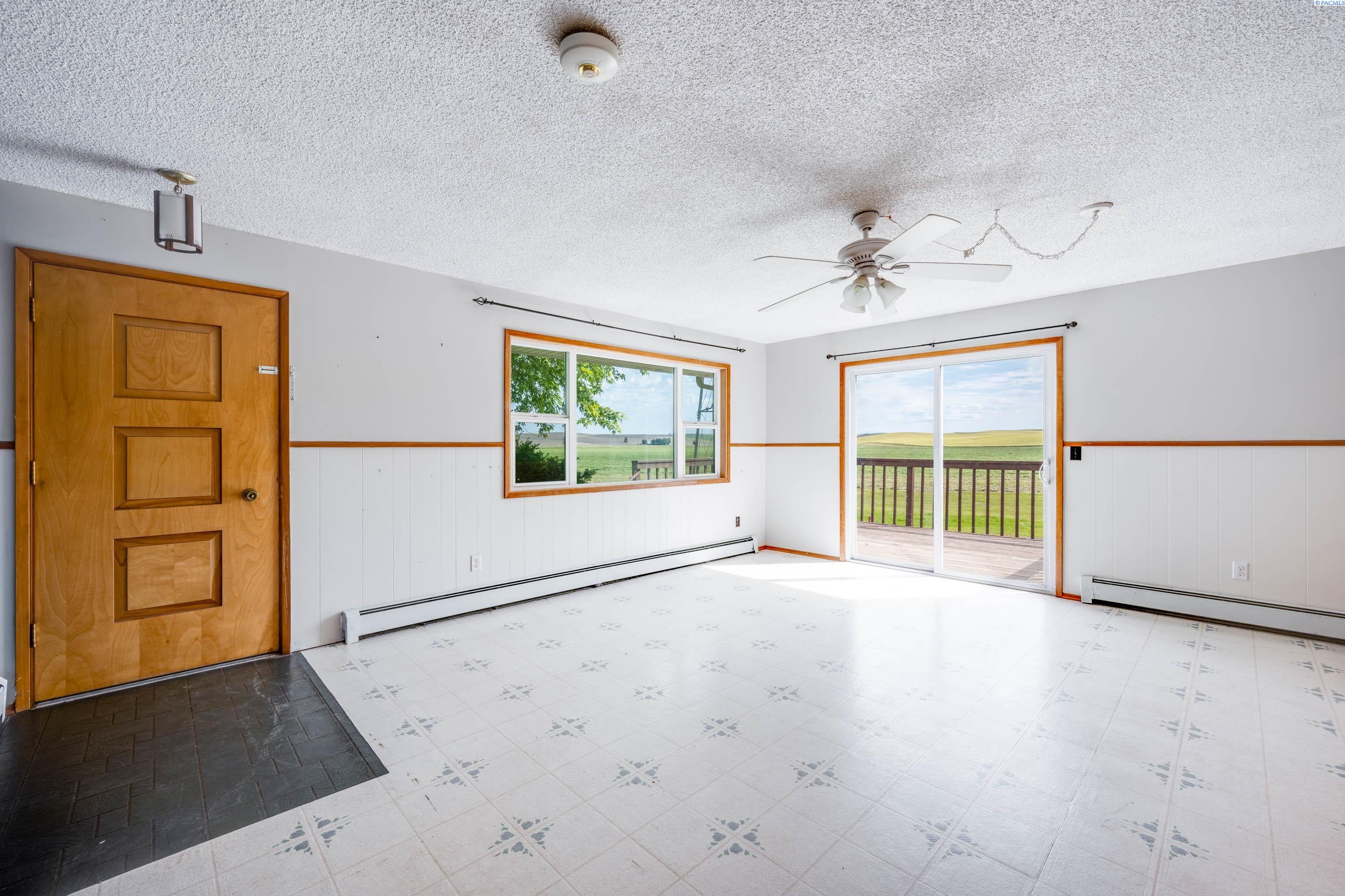 17551 Endicott E Road Endicott, WA 99125 - Photo 7 of 39 Gallery Image 7