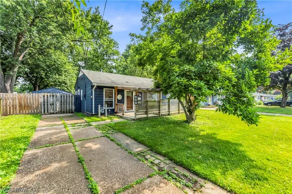 $139,900 | 280 Kempton Drive, Berea, OH 44017