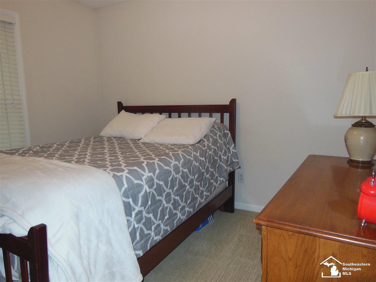6762 Lockmill Road Temperance, MI 48182 - Photo 24 of 30 50025850-23.JPG