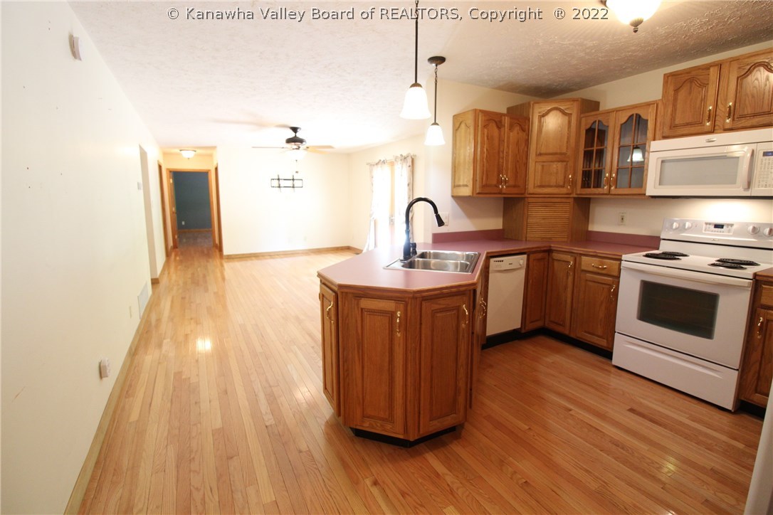 251 Rocky Step Road Hurricane, WV 25526 - Photo 9 of 26 Gallery Image 9