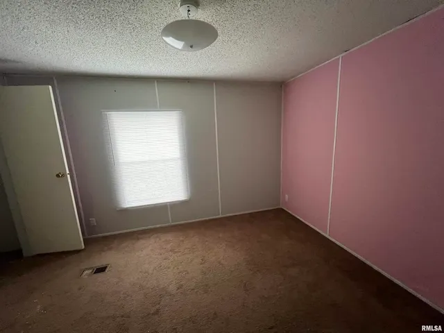 $55,000 | 112 North Old Marion Road, Goreville, IL 62939