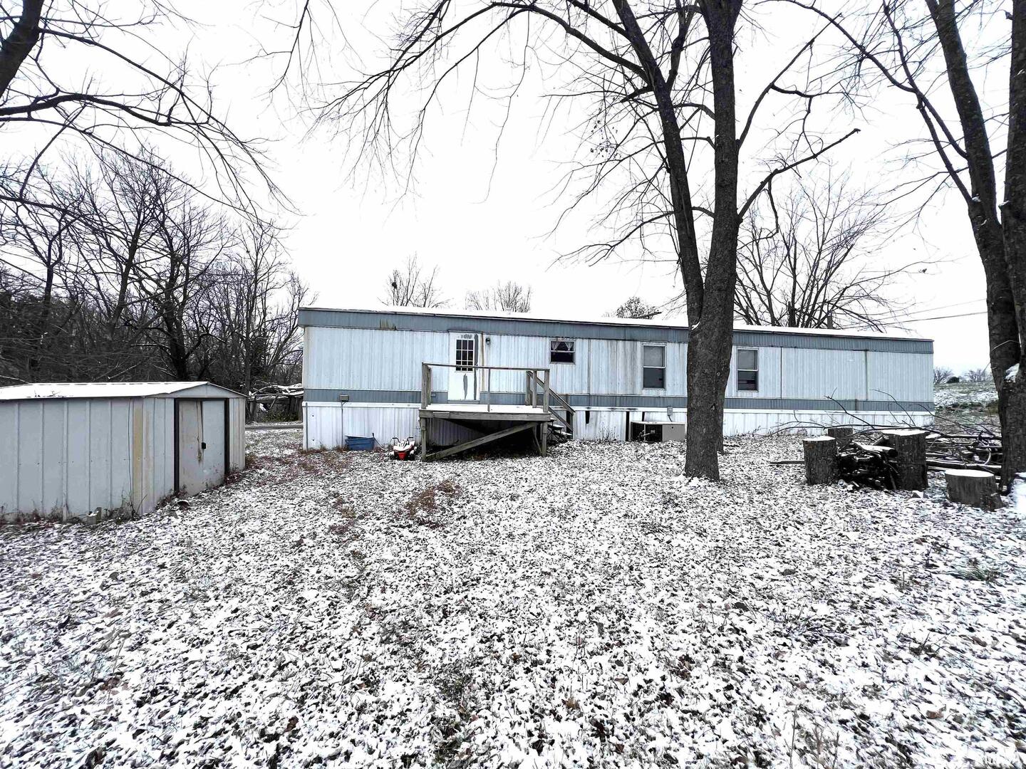 112 North Old Marion Road Goreville, IL 62939 - Photo 5 of 23