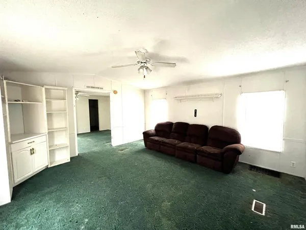 $49,000 | 112 North Old Marion Road, Goreville, IL 62939