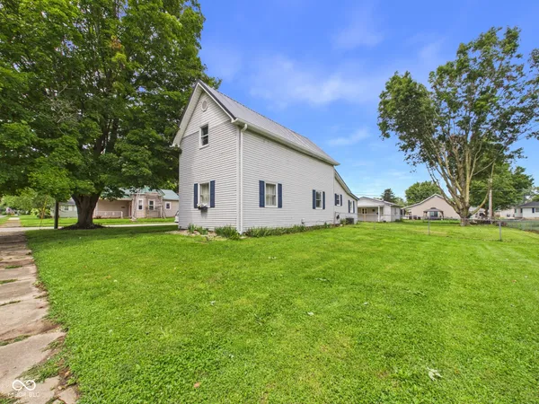 $209,900 | 558 Central Avenue, Middletown, IN 47356