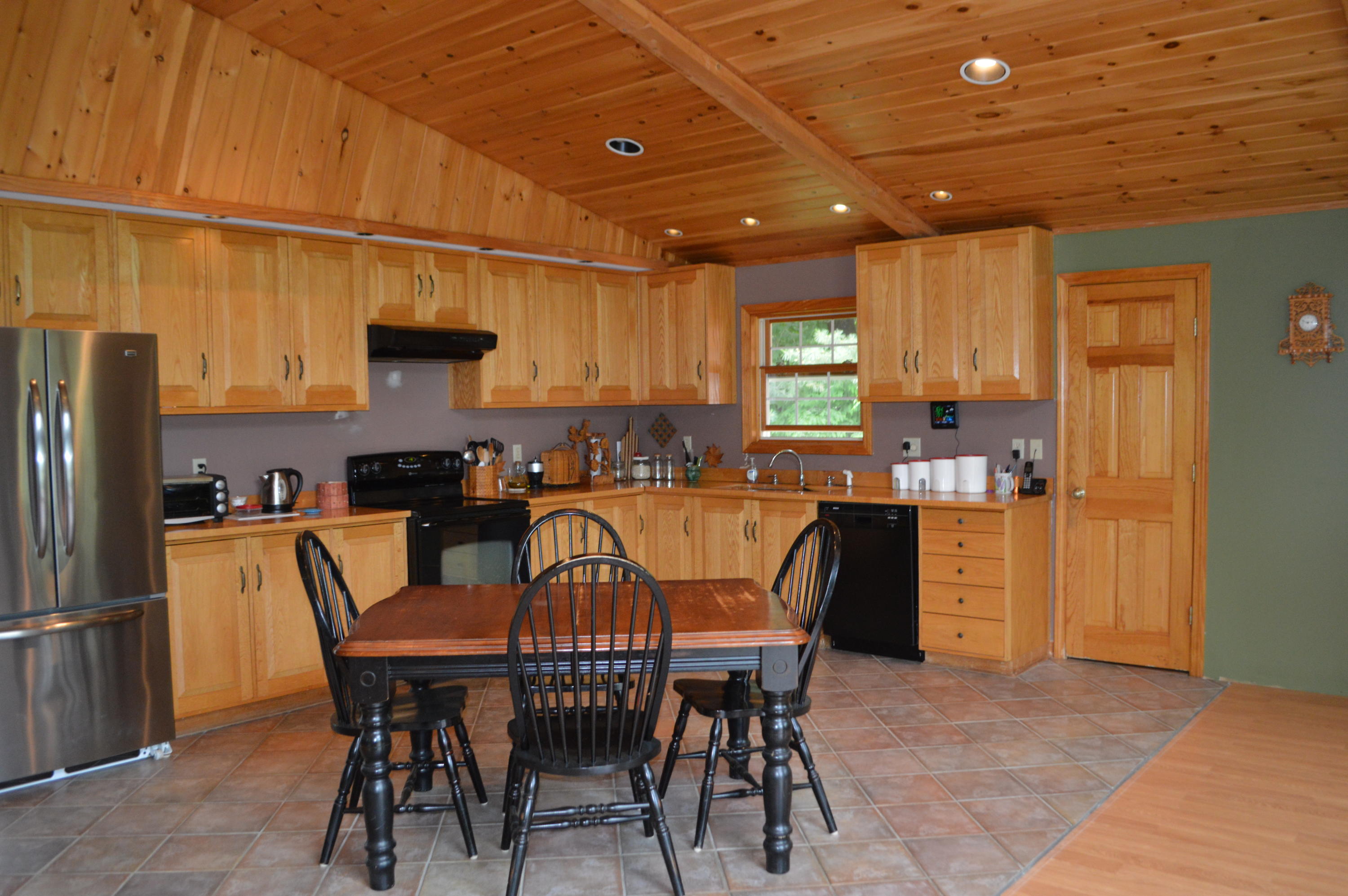 2204 Middle Road Sidney, ME 04330 - Photo 3 of 28 DSC_0195