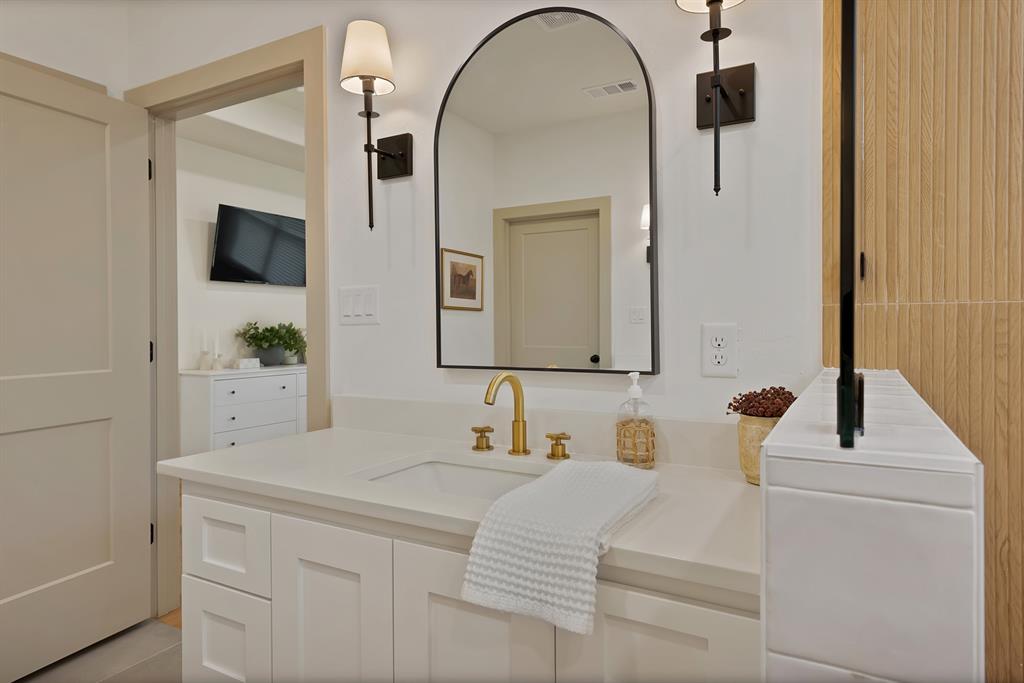 664 County Road 379 Decatur, TX 76234 - Photo 22 of 40 Gallery Image 22