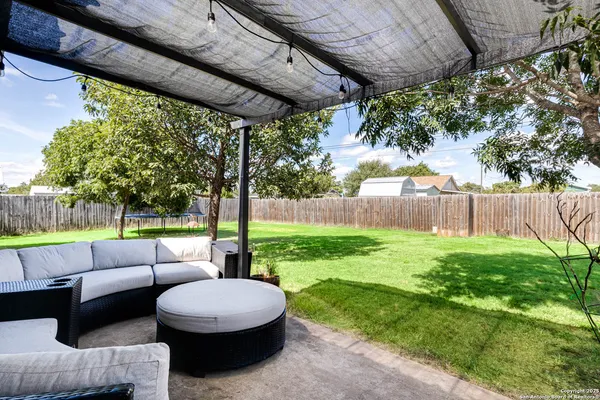 $399,900 | 1299 Oakridge Drive, Blanco, TX 78606