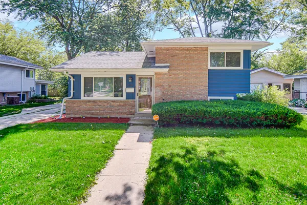 $205,000 | 199 Westwood Drive, Park Forest, IL 60466