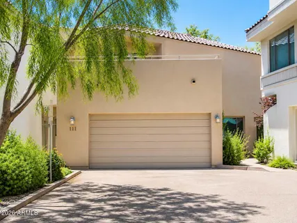 $559,500 | 6510 South Hazelton Lane, Unit 111, Tempe, AZ 85283