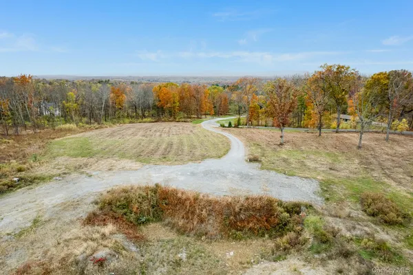 $599,000 | 24 Villa Lane, Poughkeepsie, NY 12603