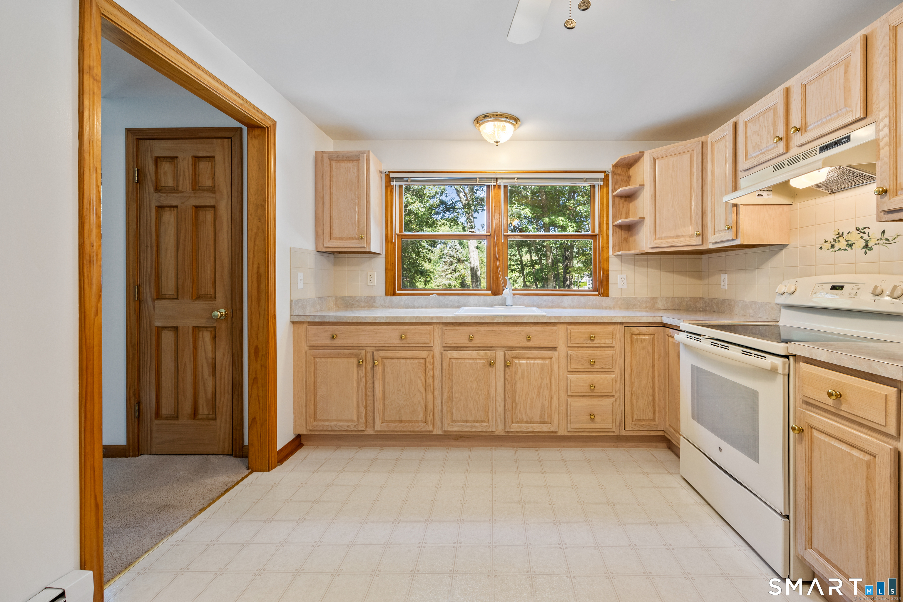 7 Stephens Court Clinton, CT 06413 - Photo 7 of 23