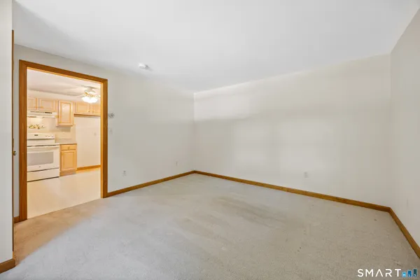 $2,150 | 7 Stephens Court, Clinton, CT 06413