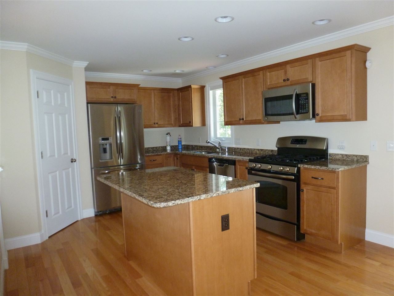 137 Little River Road Hampton, NH 03842 - Photo 7 of 32
