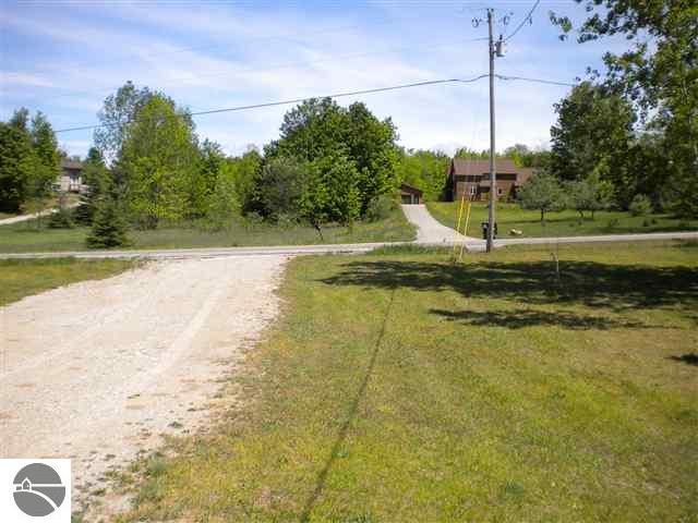 13420 South Cedar Road Cedar, MI 49621 - Photo 18 of 22 1736430-17.JPG