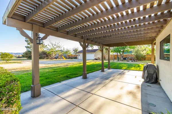 $499,990 | 8556 Avenue E8 W Lancaster Ca West, Lancaster, CA 93536