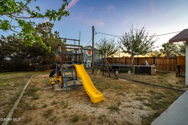$499,990 | 8556 Avenue E8 W Lancaster Ca West, Lancaster, CA 93536