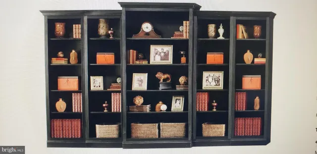 $210,000 | 604 Anchor Street, Philadelphia, PA 19120