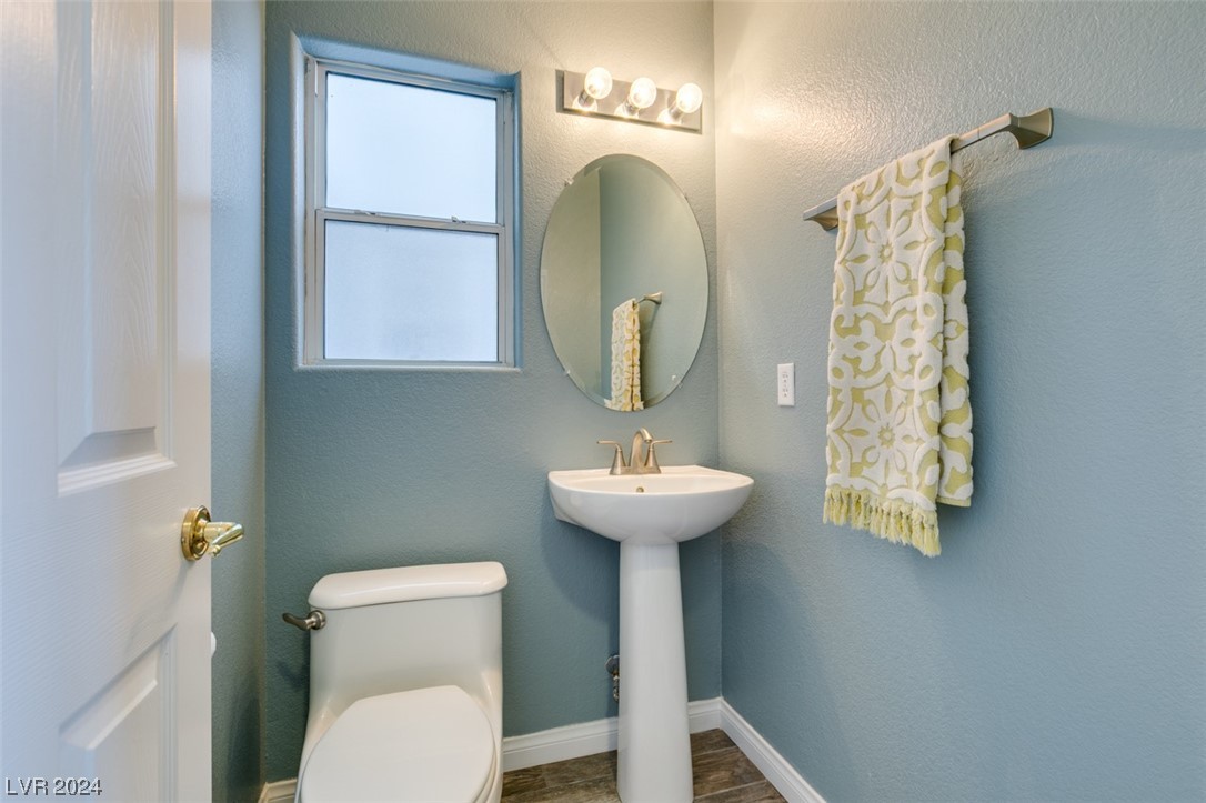 2238 Ramsgate Drive Henderson, NV 89074 - Photo 13 of 23 Downstairs bathroom