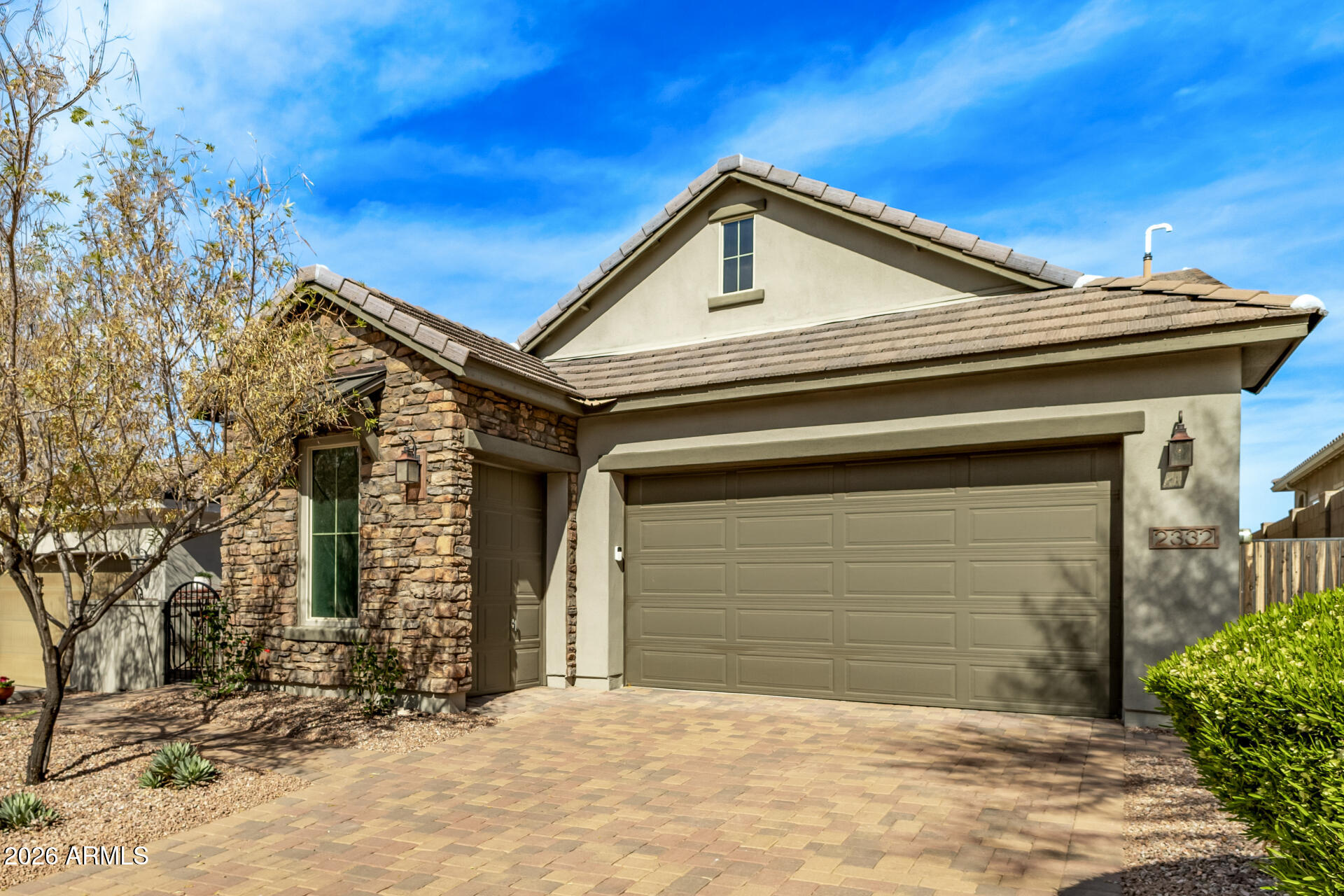 2332 West Cedar Ridge Road Phoenix, AZ 85085 - Photo 5 of 87 05 Cedar Ridge