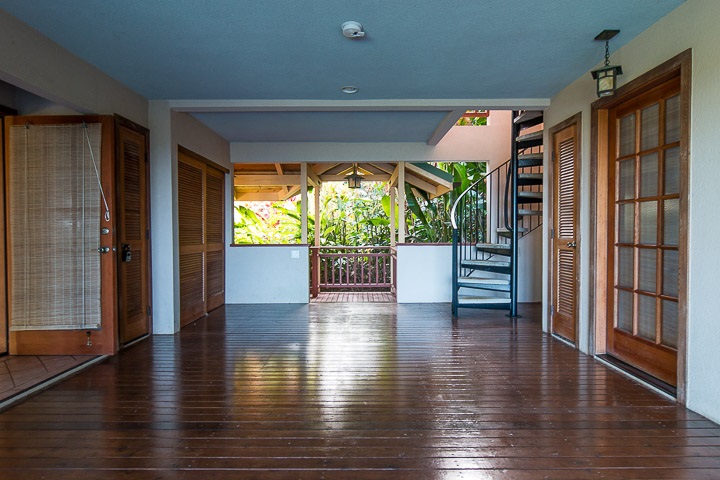 47 Door Of Faith Road Haiku, HI 96708 - Photo 13 of 30 a view of entryway with wooden floor