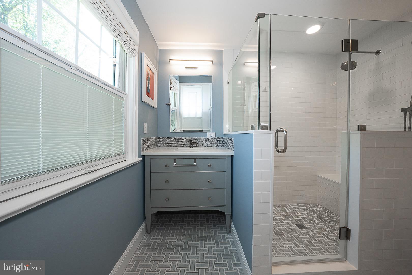 734 Woodcrest Road Wayne, PA 19087 - Photo 20 of 37 Updated En Suite Primary Bath