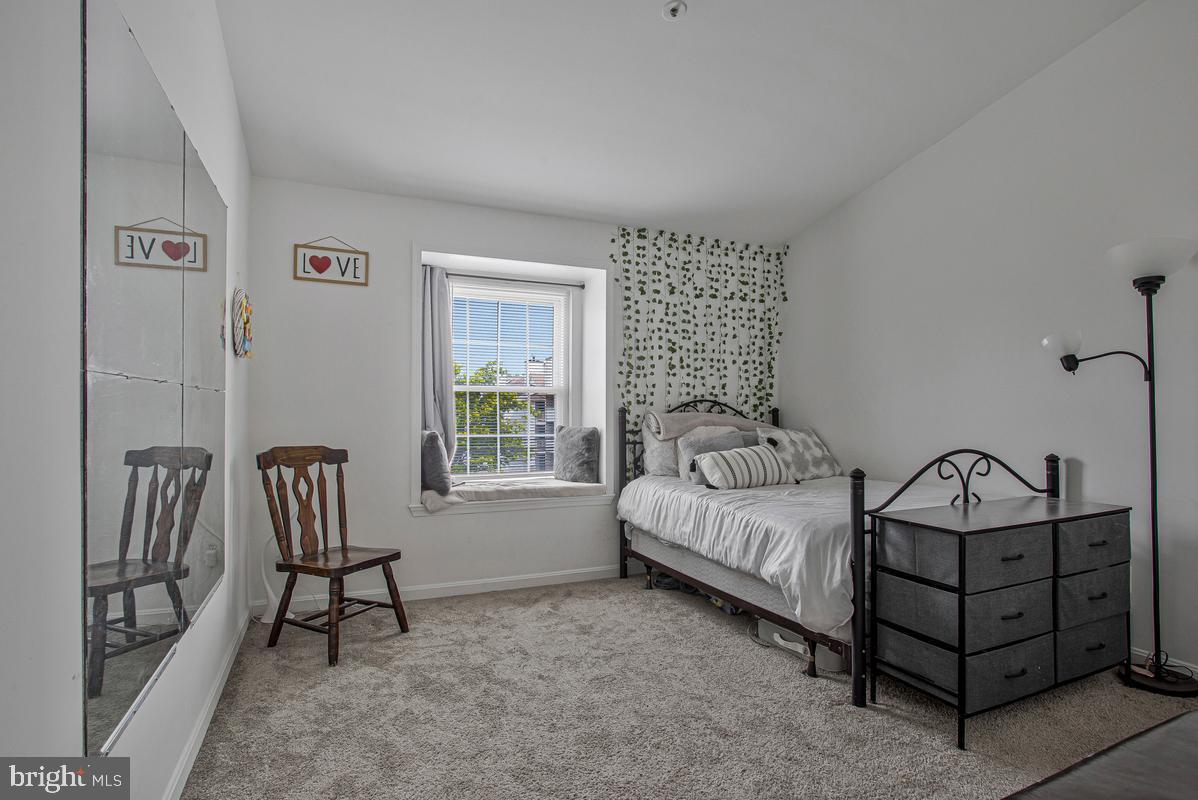 7808 Spinnaker Road, Unit 32 Laurel, MD 20707 - Photo 15 of 27 Second Bedroom