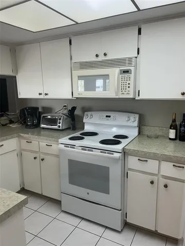 a close view of sink