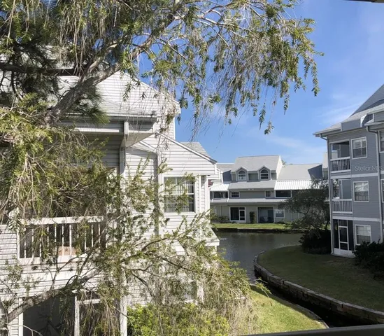 $1,950 | 6932 Stonesthrow Circle North, Unit 7204, St. Petersburg, FL 33710