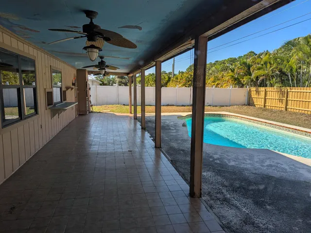 $269,900 | 5511 Paleo Pines Circle, Fort Pierce, FL 34951