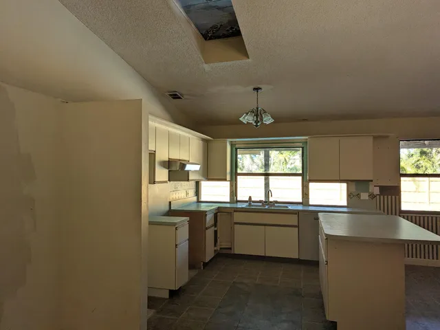 $269,900 | 5511 Paleo Pines Circle, Fort Pierce, FL 34951