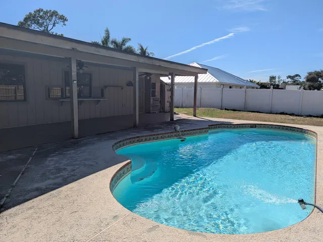 $269,900 | 5511 Paleo Pines Circle, Fort Pierce, FL 34951