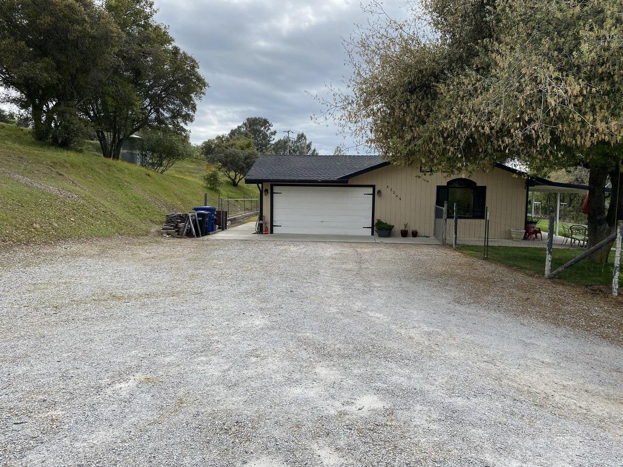 43249 Ellen Mine Road Coarsegold, CA 93614 - Photo 42 of 44 Gallery Image 42
