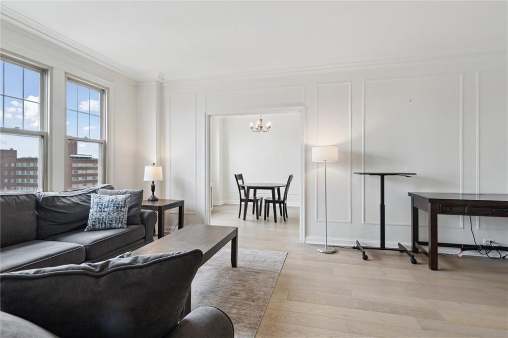 144 North Dithridge Street, Unit 701 Pittsburgh, PA 15213 - Photo 3 of 14