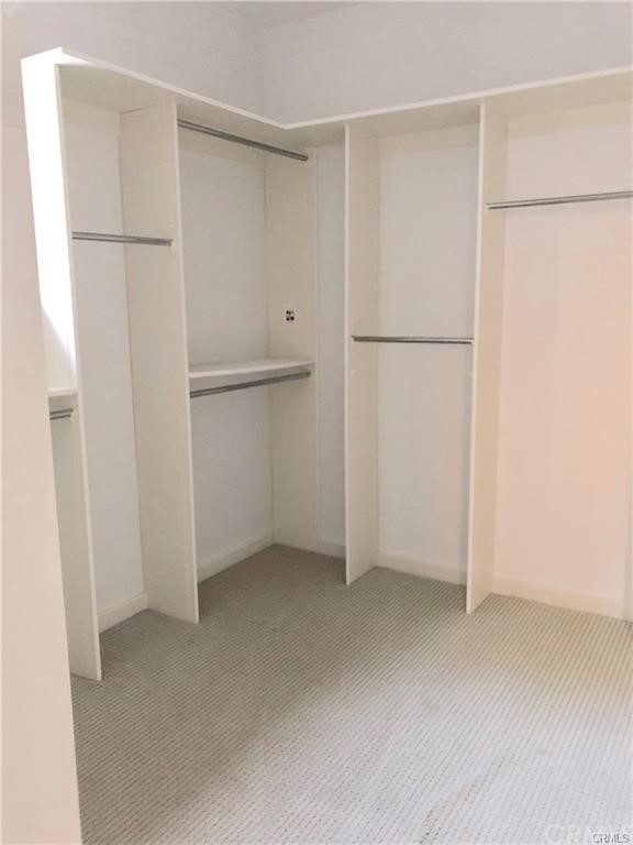 5 Modesto Irvine, CA 92602 - Photo 16 of 22 Walk in closet - main bedroom