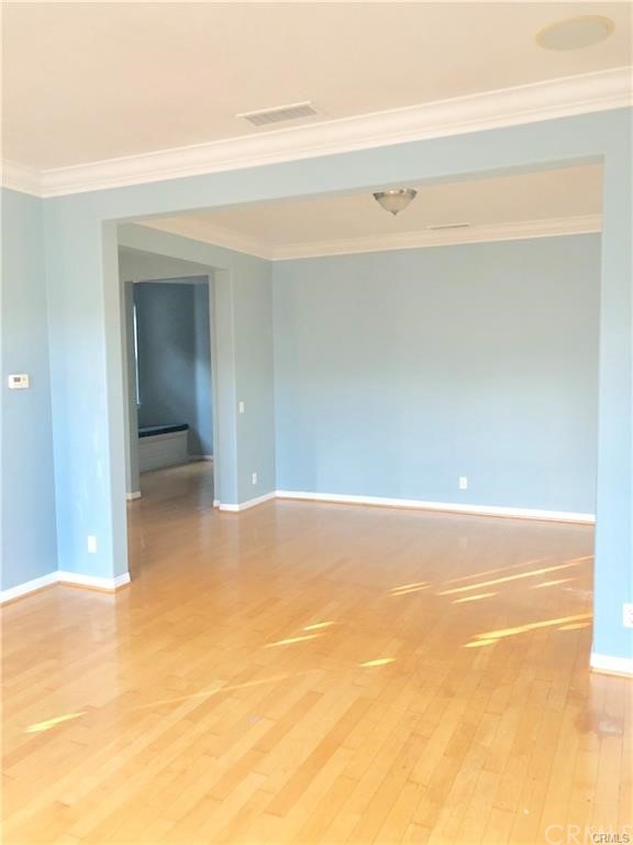 5 Modesto Irvine, CA 92602 - Photo 7 of 22 Formal Dining off foyer