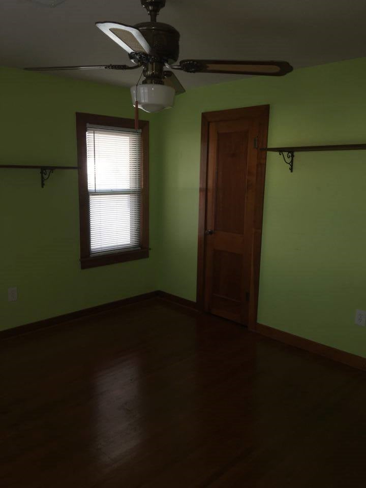 216 Locust Street Perry, OK 73077 - Photo 6 of 22 Gallery Image 6