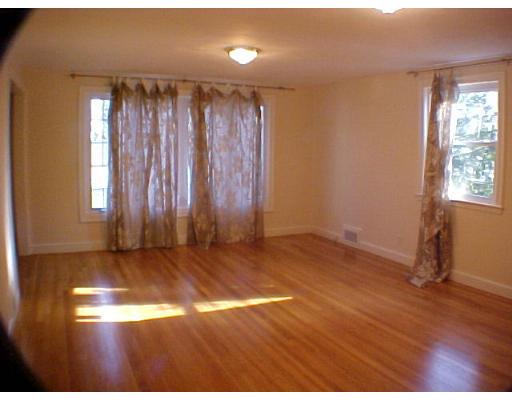 9 Verndale Road Newton, MA 02461 - Photo 3 of 17