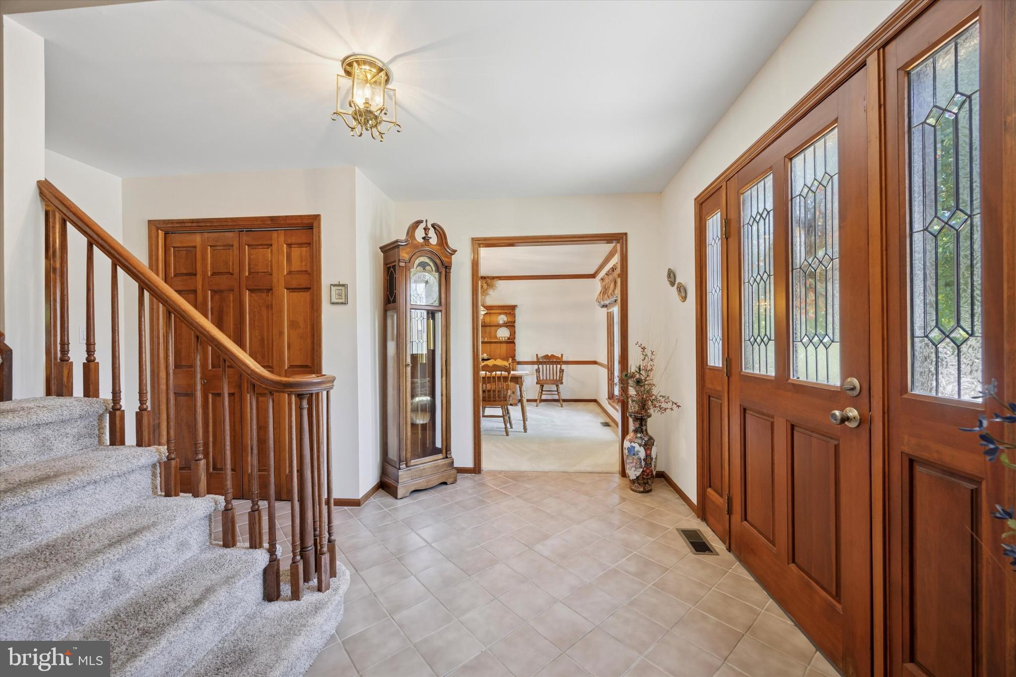 773 Beatty View Road Springfield, PA 19064 - Photo 11 of 66 Lots of sunlight shines thru the front door